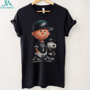 Philadelphia Eagles Snoopy and Charlie Brown Fan T Shirt