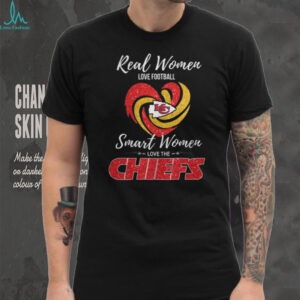Real Women Love Football, Smart Women Love The Chiefs T Shirt