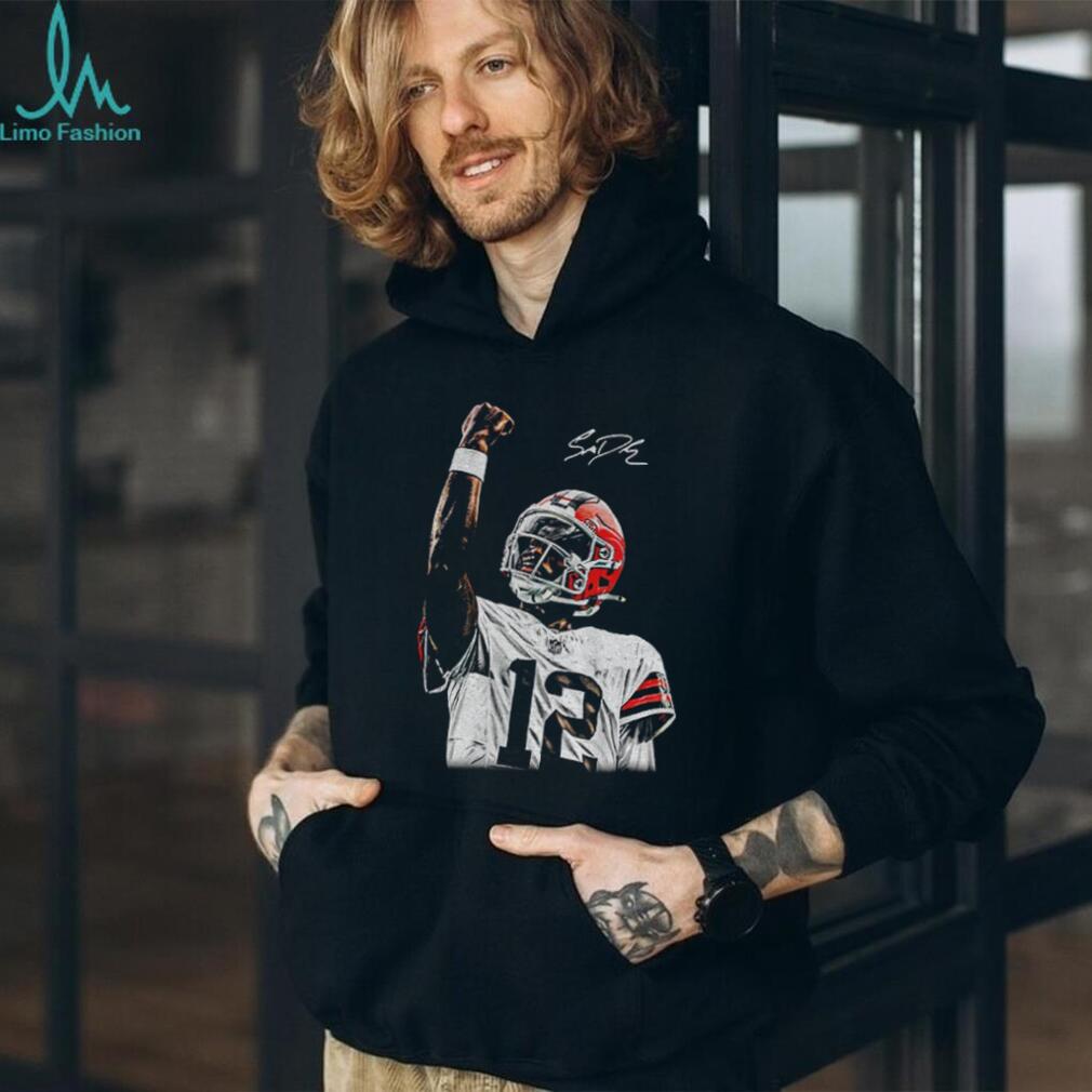 Shedeur Sanders fighting Cleveland Browns NFL Football signature vintage t shirt Shedeur Sanders fighting Cleveland Browns NFL Football signature vintage t shirt