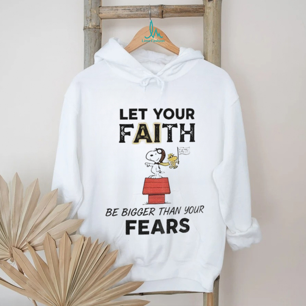 Snoopy red house let your faith be bigger than your fears Christmas shirt Snoopy red house let your faith be bigger than your fears Christmas shirt