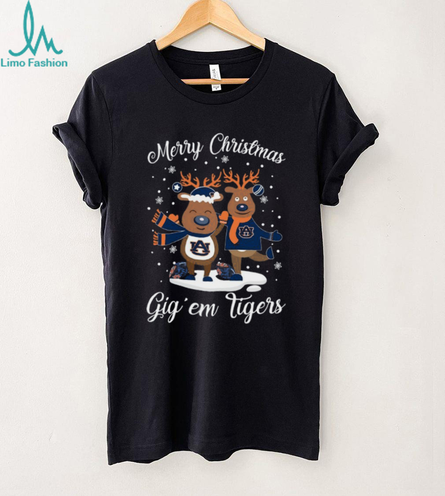 Auburn Tigers Holiday Reindeer Graphic T Shirt Auburn Tigers Holiday Reindeer Graphic T Shirt
