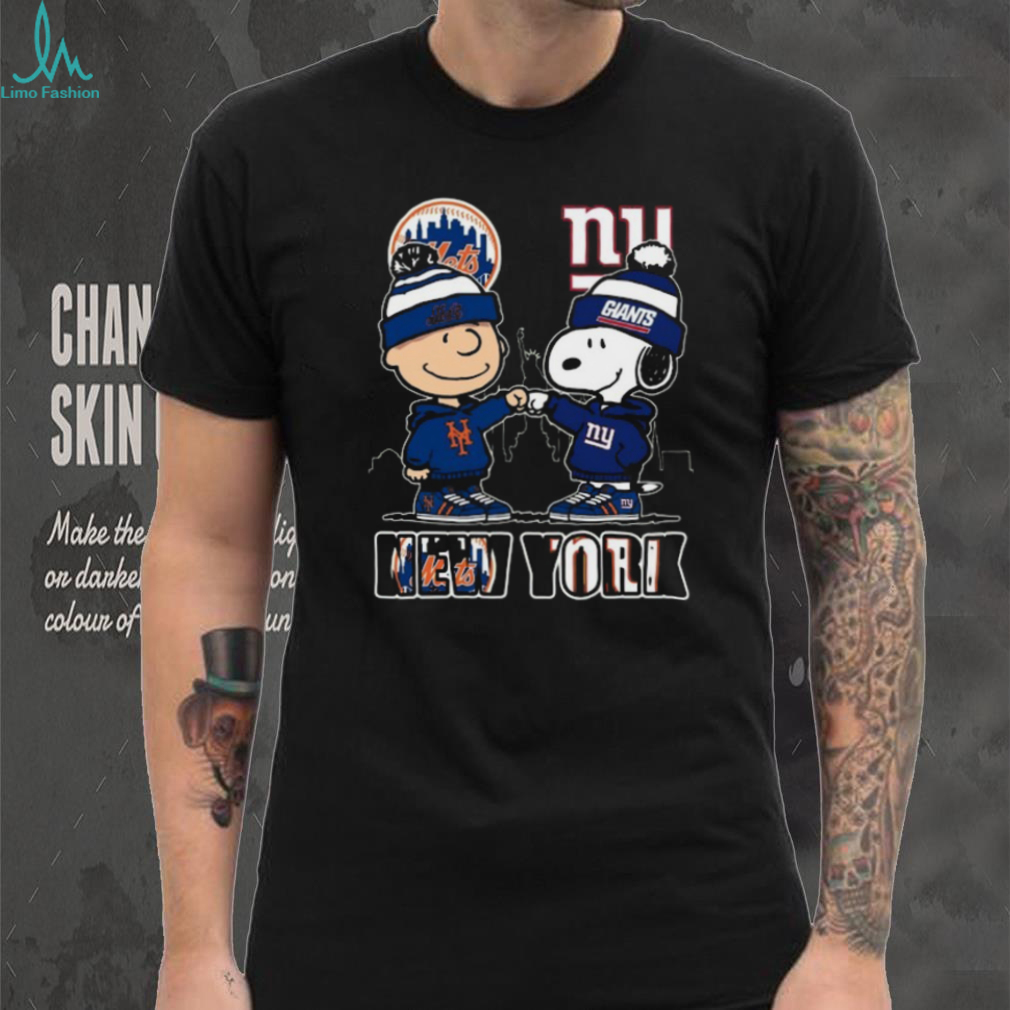 Awesome Snoopy X Charlie Brown New York Sports Mets X Giants Skyline T Shirt Awesome Snoopy X Charlie Brown New York Sports Mets X Giants Skyline T Shirt