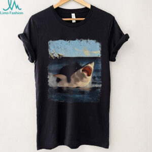 Cat bites shark funny meme vintage shirt Cat bites shark funny meme vintage shirt