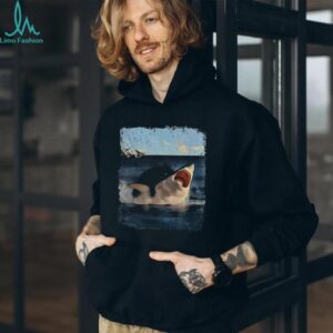 Cat bites shark funny meme vintage shirt