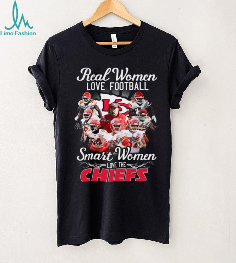 Chiefs Game Day T Shirt for Women Real Women Love Football Slogan Tee Chiefs Game Day T Shirt for Women Real Women Love Football Slogan Tee