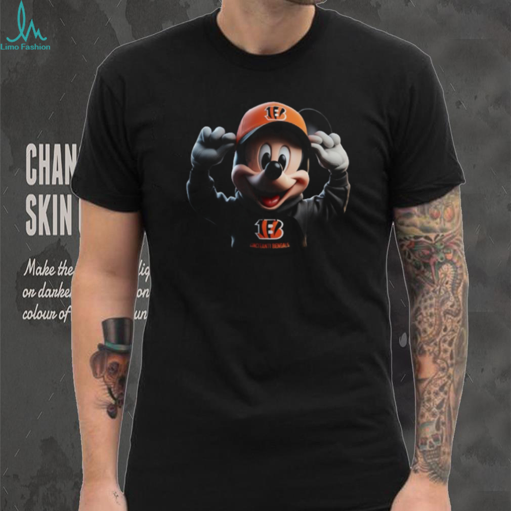 Cincinnati Bengals Mickey Mouse Kick Back T Shirt Cincinnati Bengals Mickey Mouse Kick Back T Shirt