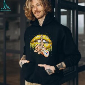 Don't Judge What You Don't Understand Steelers Lips T Shirt