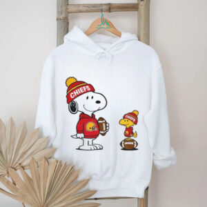 Kansas City Chiefs Snoopy Woodstock Football Style NFL shirt Kansas City Chiefs Snoopy Woodstock Football Style NFL shirt
