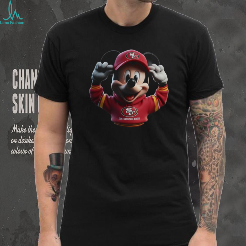 Men’s Junk Food Scarlet San Francisco 49ers Disney Mickey QB T Shirt Men’s Junk Food Scarlet San Francisco 49ers Disney Mickey QB T Shirt