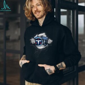 Men's Tennessee Titans Superman Logo Graphic T Shirt