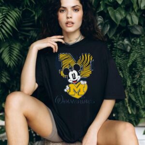 Michigan Wolverines Mickey Mouse Heart T Shirt