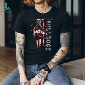 Mississippi State Bulldogs Distressed American Flag T Shirt