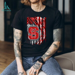 NC State Wolfpack Distressed American Flag T Shirt