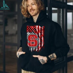 NC State Wolfpack Distressed American Flag T Shirt