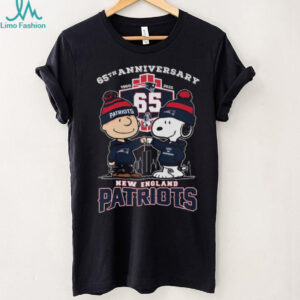New England Patriots 65th Anniversary Peanuts Charlie Brown & Snoopy T Shirt