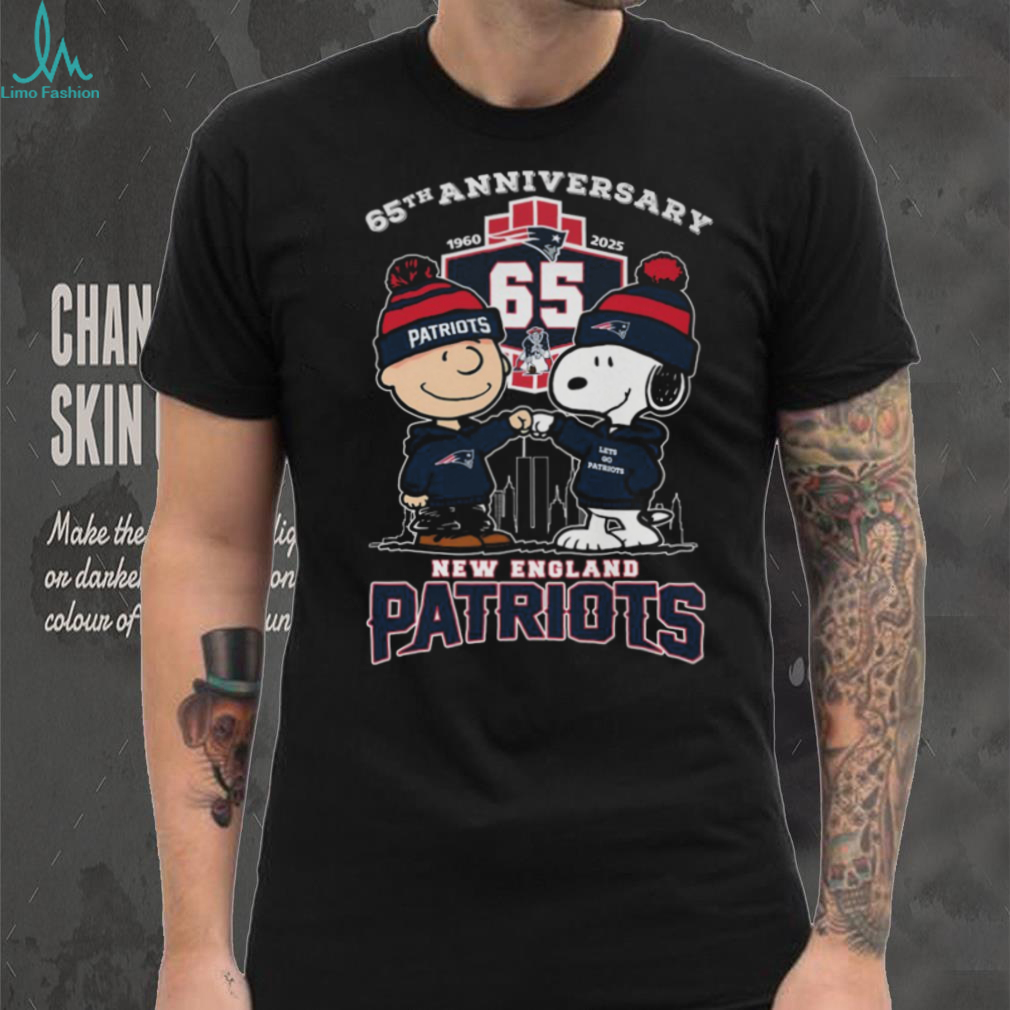 New England Patriots 65th Anniversary Peanuts Charlie Brown & Snoopy T Shirt New England Patriots 65th Anniversary Peanuts Charlie Brown & Snoopy T Shirt