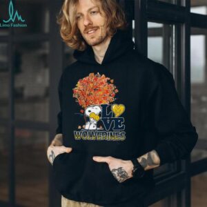 Official NCAA Michigan Wolverines Snoopy & Woodstock Fall Shirt
