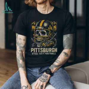 Skull Cracking’ Pittsburgh Steelers City Football vintage shirt