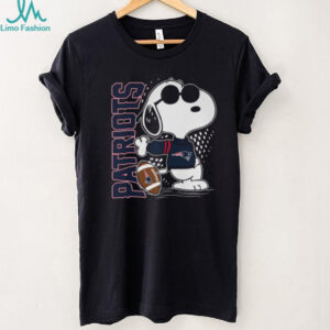Snoopy New England Patriots Black T Shirt