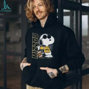 The Peanuts Walking X Mizzou Tigers Tide It's The Most Wonderful Time Of The Year Shirt