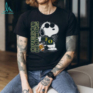 Vintage Style Oregon Ducks Snoopy and Woodstock Graphic Tee T Shirt