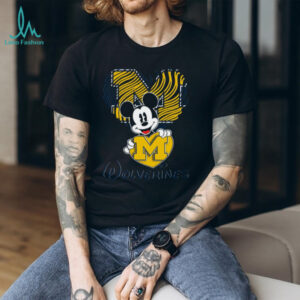 Michigan Wolverines Mickey Mouse Heart T Shirt