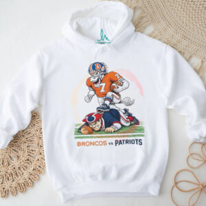 Denver Broncos Mascot vs New England Patriots Football Rivalry Graphic T Shirt