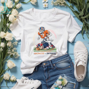 Denver Broncos Mascot vs New England Patriots Football Rivalry Graphic T Shirt