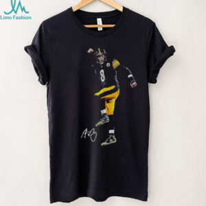 Kenny Pickett posing 8 Pittsburgh Steelers Football signature shirt Kenny Pickett posing 8 Pittsburgh Steelers Football signature shirt