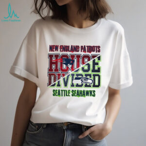 New England Patriots vs Seattle Seahawks House Divided T Shirt