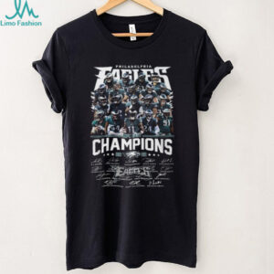 Philadelphia Eagles Player Signatures NFC East Champs Tee Philadelphia Eagles Player Signatures NFC East Champs Tee