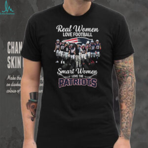 Real Women Love Football Smart Women Love The New England Patriots T Shirt