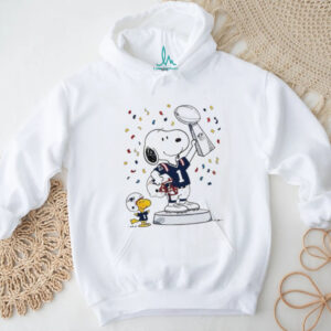 Snoopy New England Patriots Super Bowl Trophy Champion T Shirt