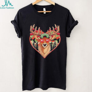 Valentine’s Day Camo Deer Heart XO Sunglasses Hunter Love T Shirt