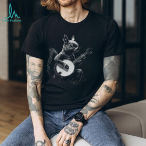 Vintage Squirrel Playing Banjo Shirt Retro Animal Musician Graphic Tee