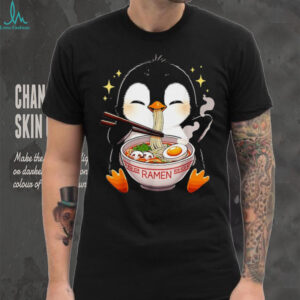 Adorable Penguin Eating Ramen Noodle Bowl Kawaii Aesthetic T Shirt