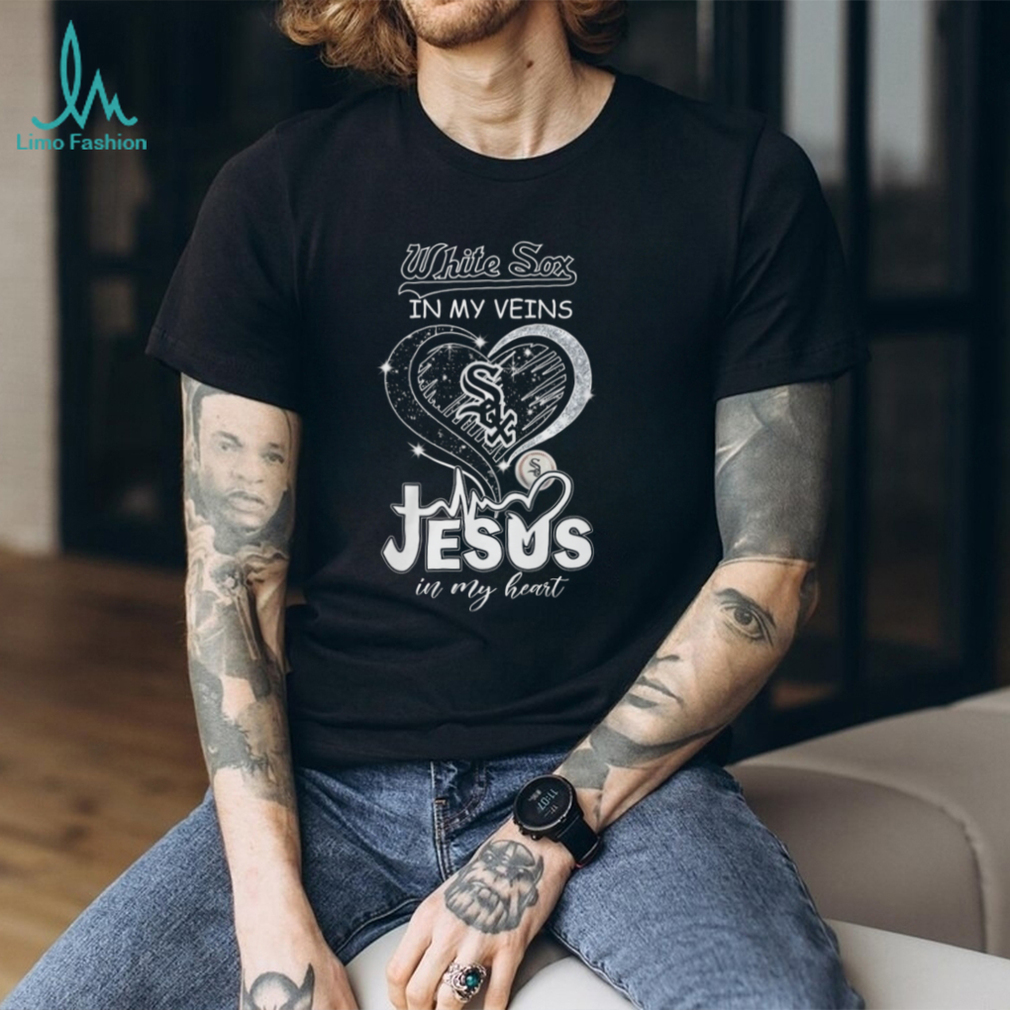 Chicago White Sox In My Veins Jesus In My Heart Heartbeat T Shirt Chicago White Sox In My Veins Jesus In My Heart Heartbeat T Shirt