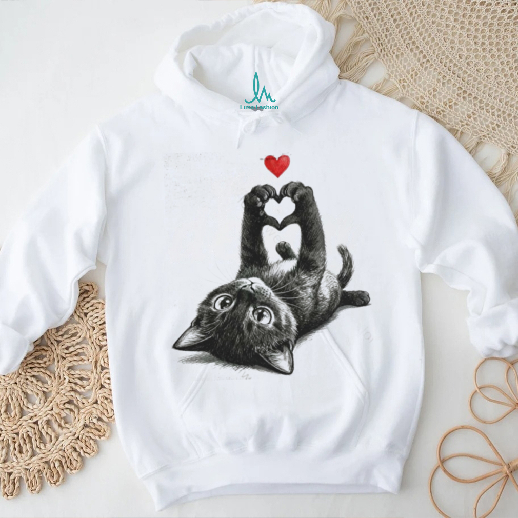 Cute Black Cat Heart Paws Graphic Tee For Cat Lovers Cute Black Cat Heart Paws Graphic Tee For Cat Lovers