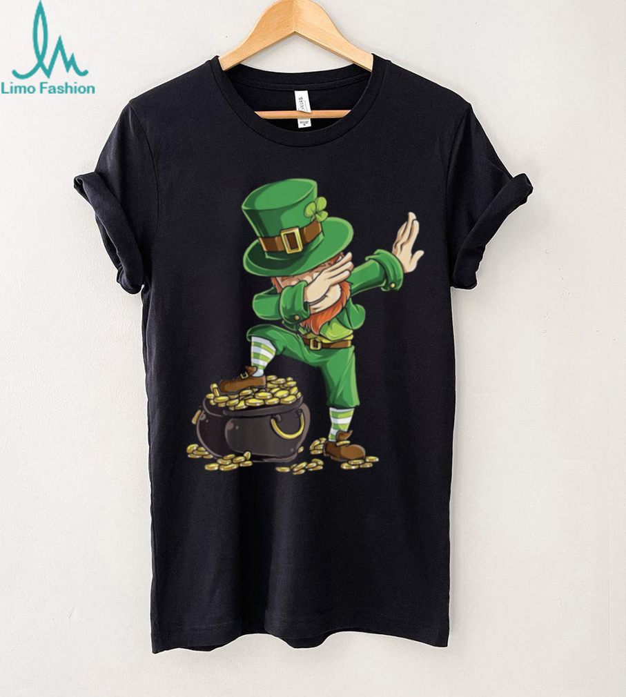 Dabbing Leprechaun St. Patrick’s Day Shirt Lucky Gold Pot Design Dabbing Leprechaun St. Patrick’s Day Shirt Lucky Gold Pot Design