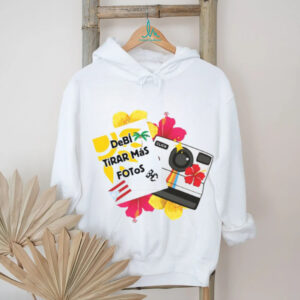 Debi Tirar Mas Fotos Vintage Camera Puerto Rico Hibiscus Floral T Shirt