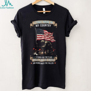 Patriotic Veteran Kneeling at Cross American Flag Memorial T Shirt