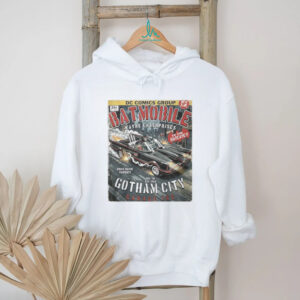 Vintage DC Comics Batmobile Gotham City Garage Retro T Shirt