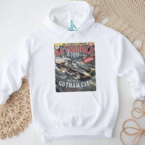 Vintage DC Comics Batmobile Gotham City Garage Retro T Shirt