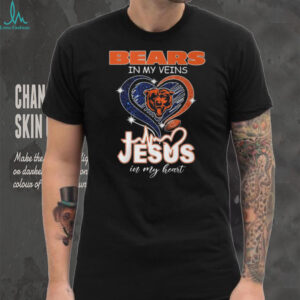 Chicago Bears In My Veins Jesus In My Heart Football Fan T Shirt