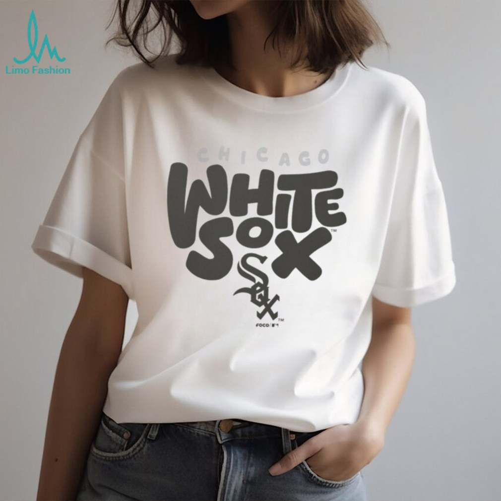 Chicago White Sox Doodle Logo Oatmeal Crewneck T shirt Chicago White Sox Doodle Logo Oatmeal Crewneck T shirt
