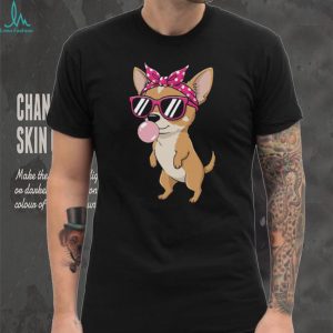 Cool Chihuahua Girl with Sunglasses and Pink Bow Bubblegum T Shirt