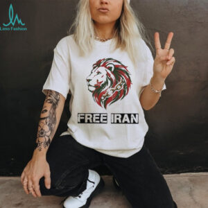 Free Iran Lion and Broken Chains Activism Graphic Cotton T Shirt