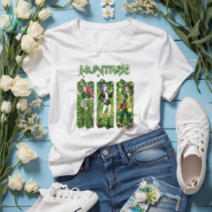 HUNTRX Anime Girls St. Patrick's Day Green Clover Aesthetic T Shirt