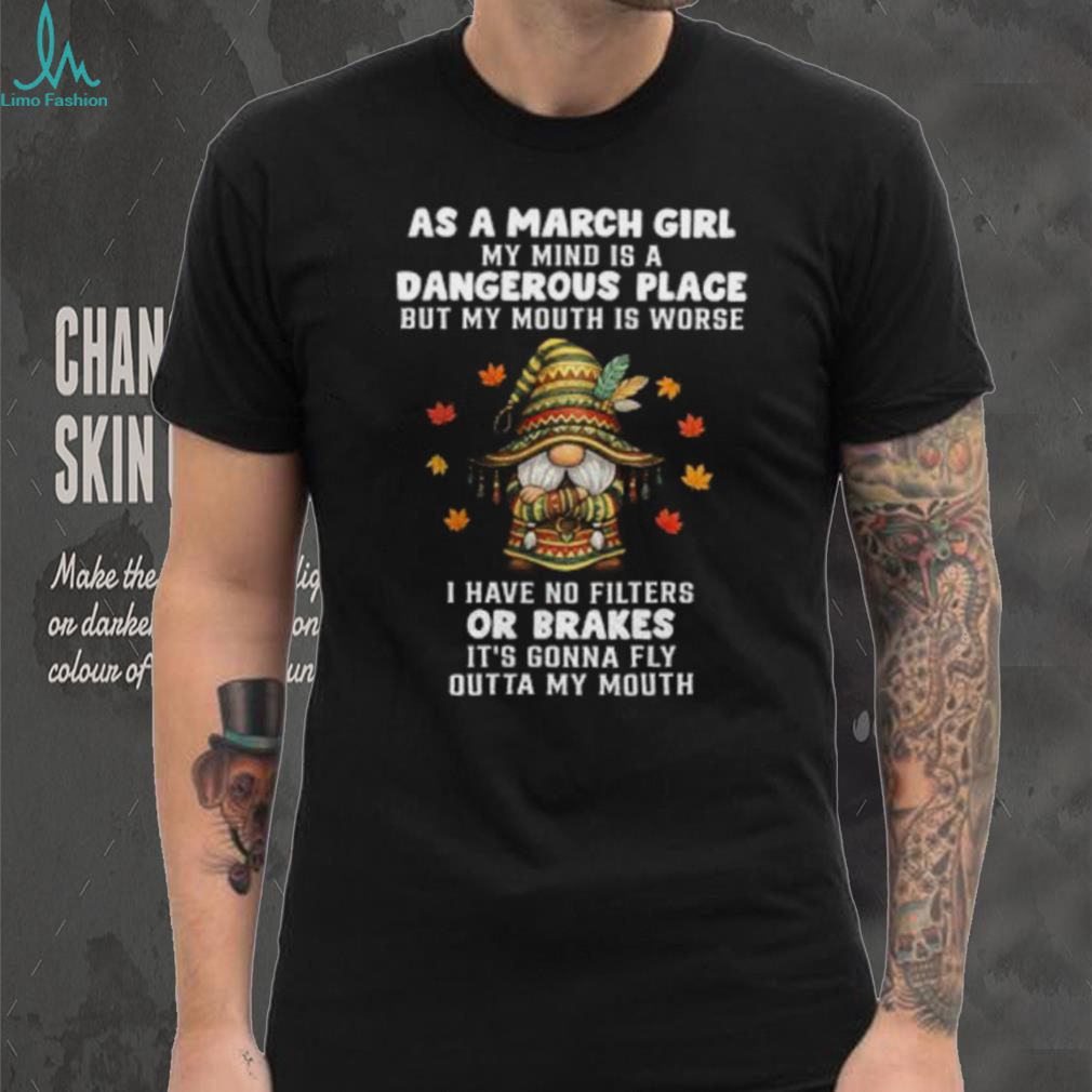 Never Underestimate An Old Man With A Tractor Farming T Shirt (2) Never Underestimate An Old Man With A Tractor Farming T Shirt (2)