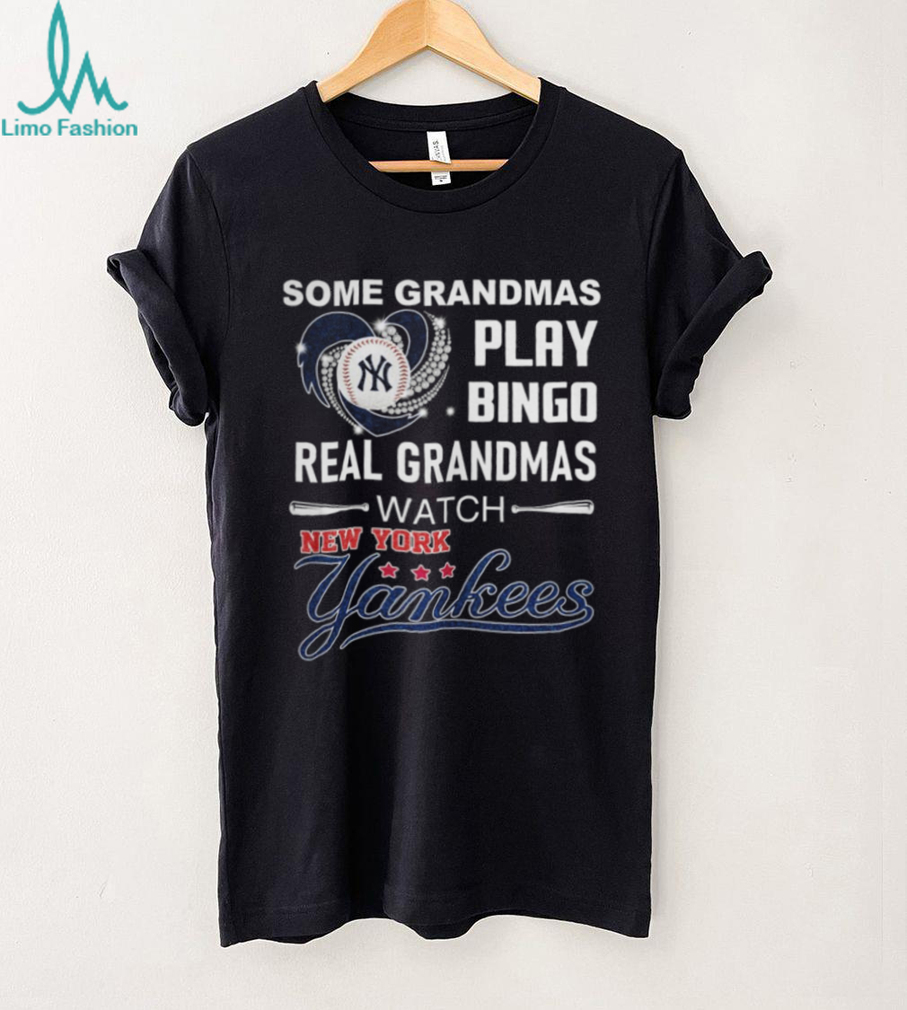 Real Grandmas Watch New York Yankees Baseball Fan T Shirt Real Grandmas Watch New York Yankees Baseball Fan T Shirt